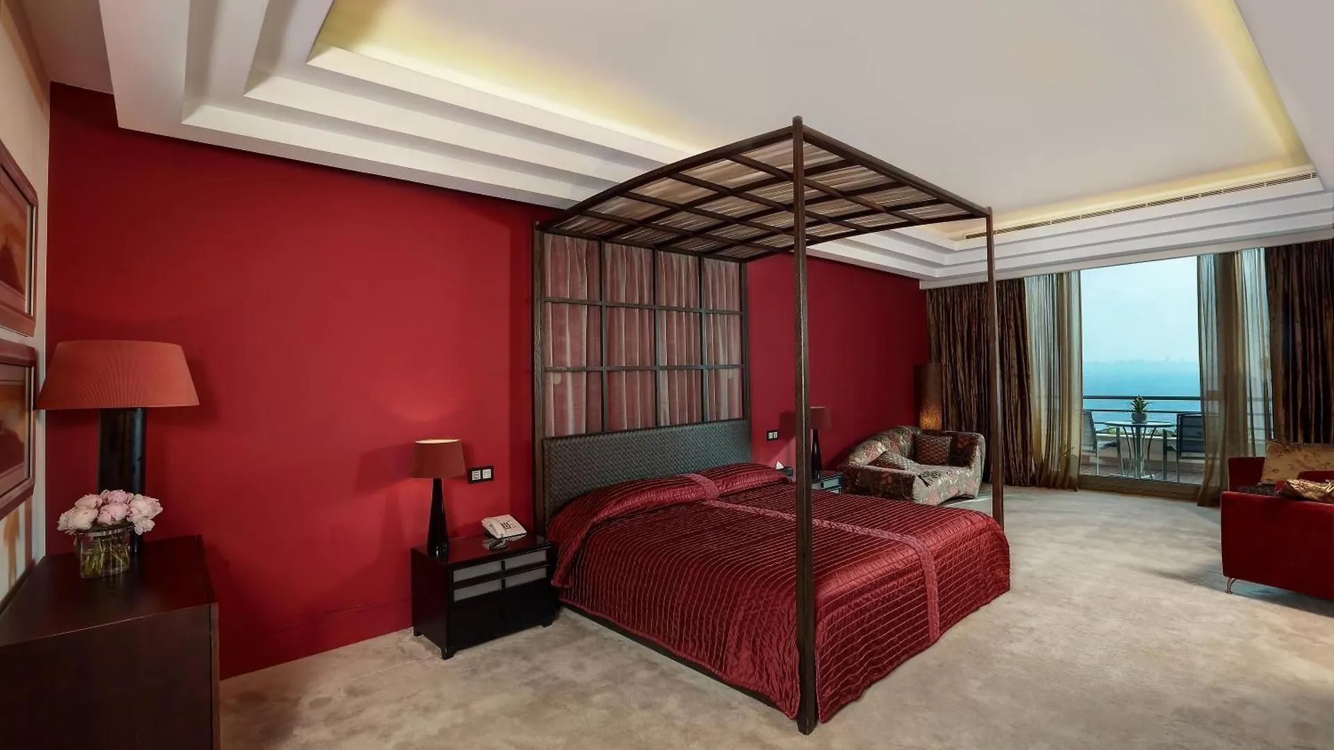 Le Royal Hotel - Beirut Resort